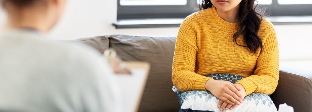 Should Bariatric Patients Employ a Mental Health Specialist After Surgery?